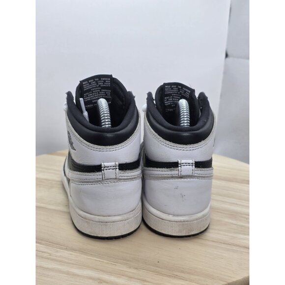 Nike Boys Air Jordan 1 FD1412-010 White Basketball Shoes Sneakers Size 3Y - Picture 6 of 9
